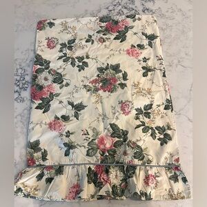 Waverly Garden Room Roseberry Floral Ruffle Pillowcase Standard EUC